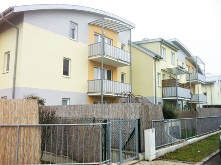 Immobilie von Schönere Zukunft in 2136 Laa an der Thaya, Grillparzerstrasse 4 / Stiege 4 / TOP 8 #0