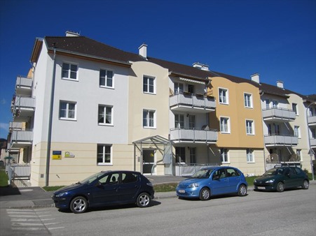 Immobilie von Schönere Zukunft in 2640 Gloggnitz, Zenzi Hölzlstraße 3 / Stiege 2 / TOP 2 #0